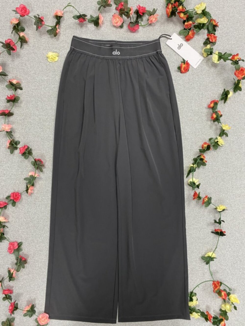 Dark Grey🧸ALO Yoga Suit Up Wide Leg 30" Inseam Trouser😍Best Seller Chic NWT